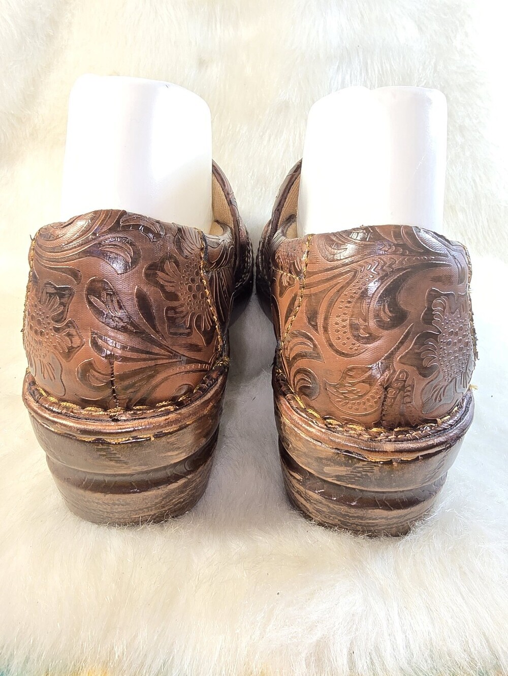 Women’s b.o.c. Born Women's Paisley Embossed Brown Leather Slip-On Clog - Picture 4 of 9